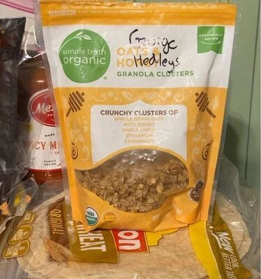 Simple Truth Oats & Honey Crunchy Granola Clusters of Whole Grain Oats with Honey Maple Syrup Cinnamon Cardamom